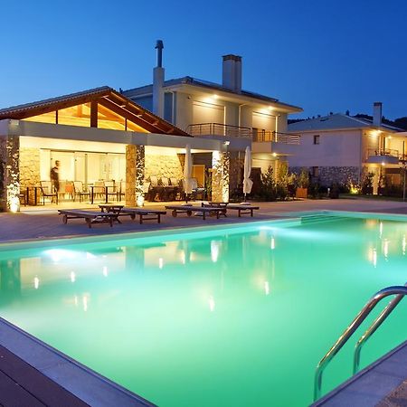 Cavos Fokidos Aparthotel Chiliadou  Exterior photo