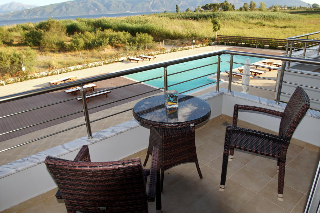 Cavos Fokidos Aparthotel Chiliadou  Room photo