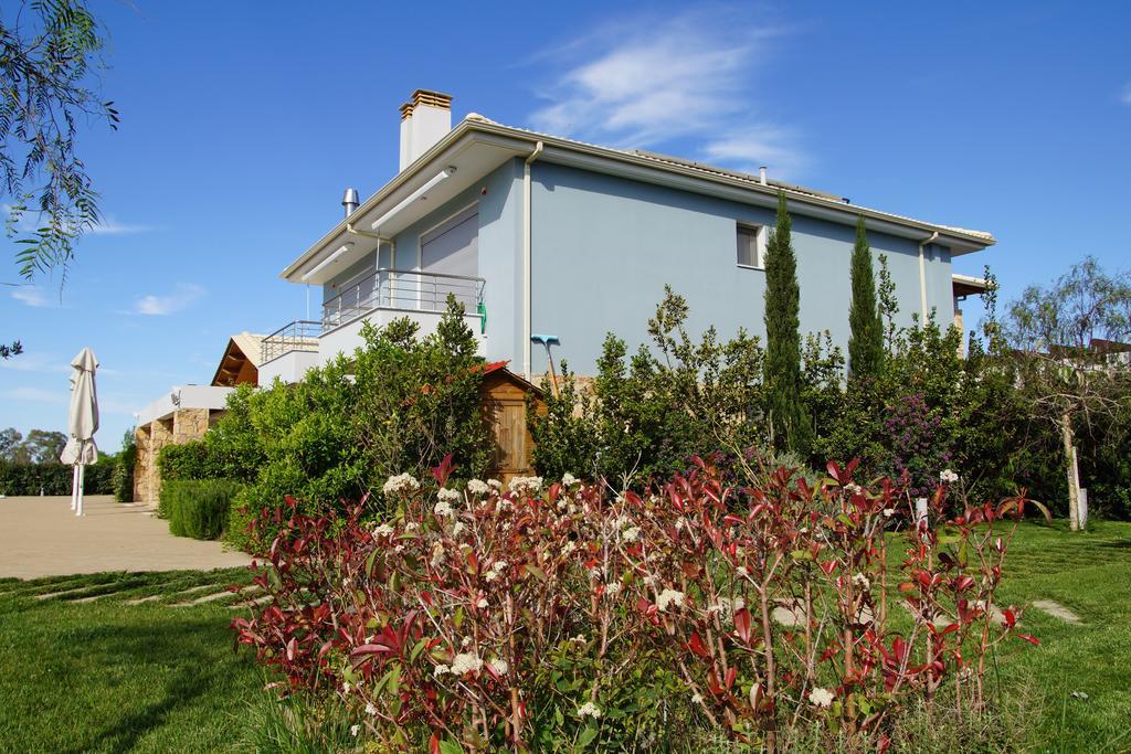 Cavos Fokidos Aparthotel Chiliadou  Exterior photo